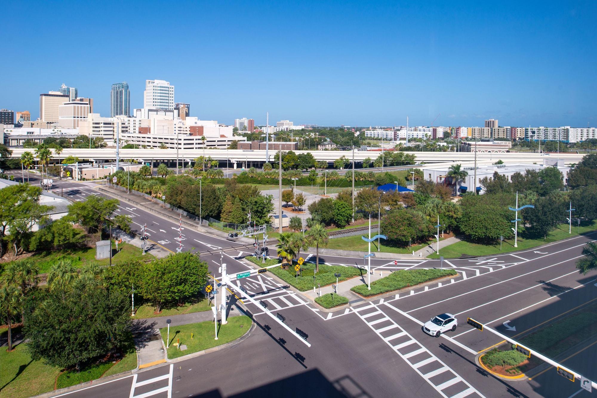 Home2 Suites By Hilton Tampa Downtown Channel District Exteriör bild