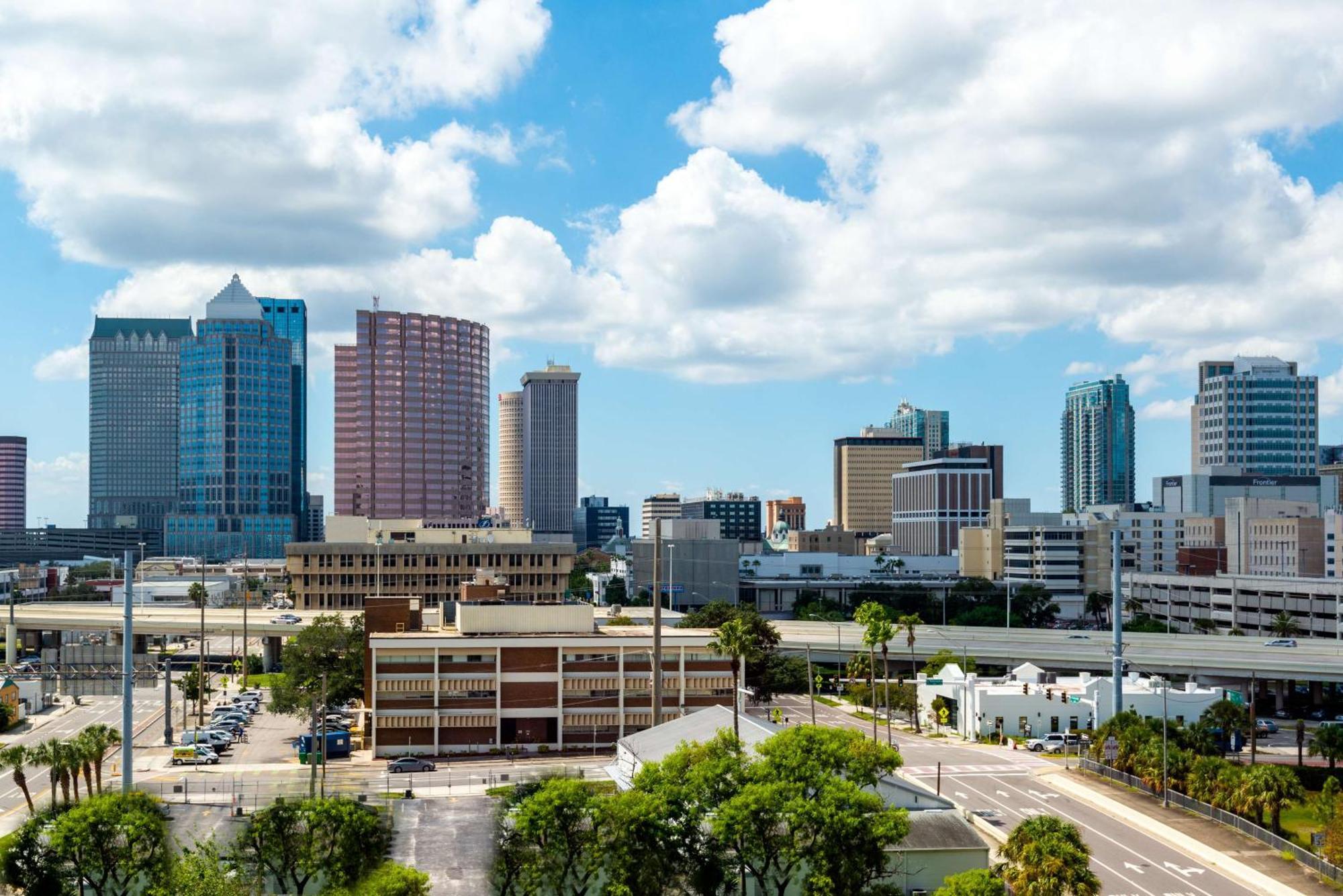 Home2 Suites By Hilton Tampa Downtown Channel District Exteriör bild